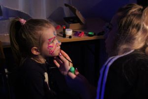 MNN 2018_045